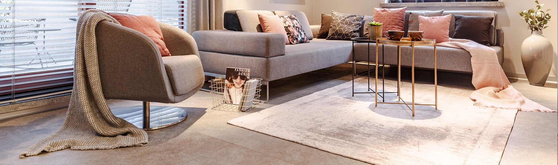 Peu commun, le tapis en jute est une super décoration