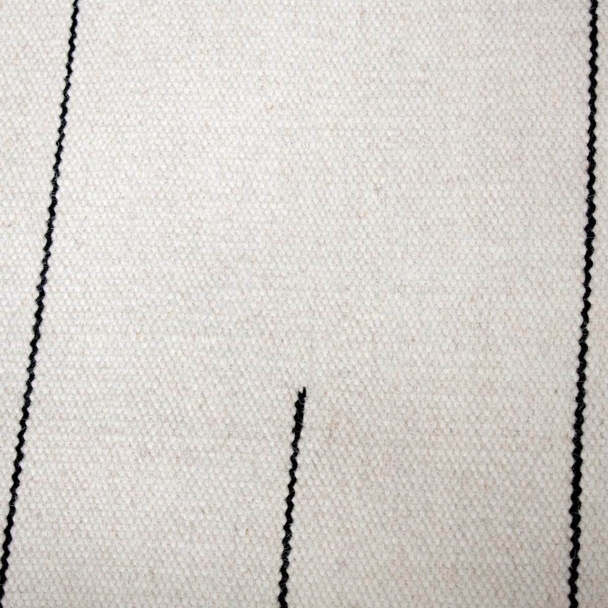 Tapis salon et chambre fait main en laine motif simple NIMBUS — vue 4