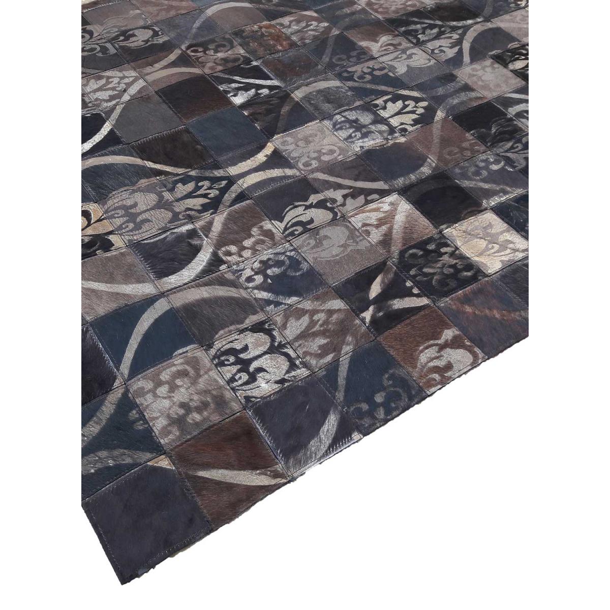 Tapis peau de vache AURELIA, kilim fait main — vue 4