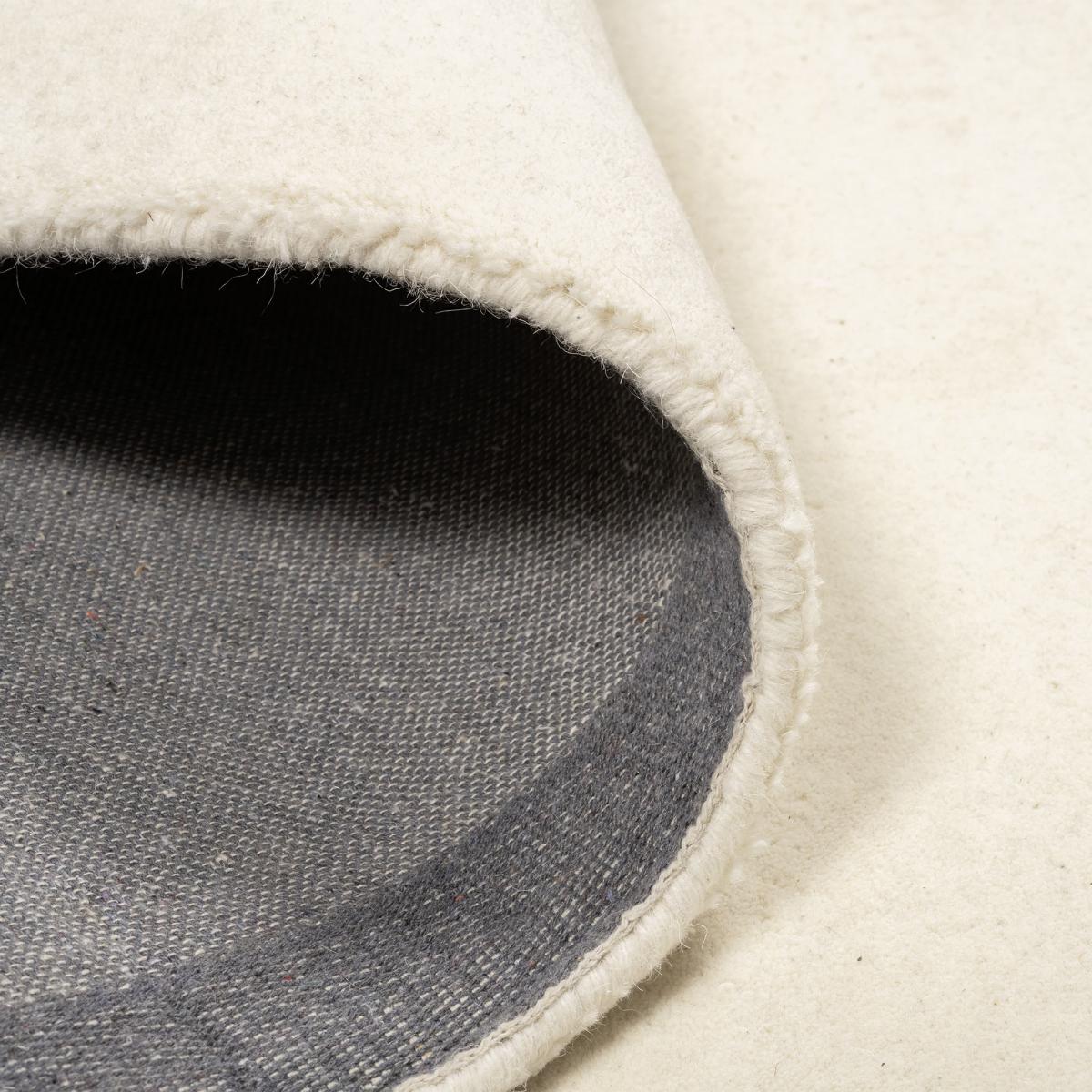 Tapis salon et chambre fait à la main en laine motif simple NOSTRAL — vue 4