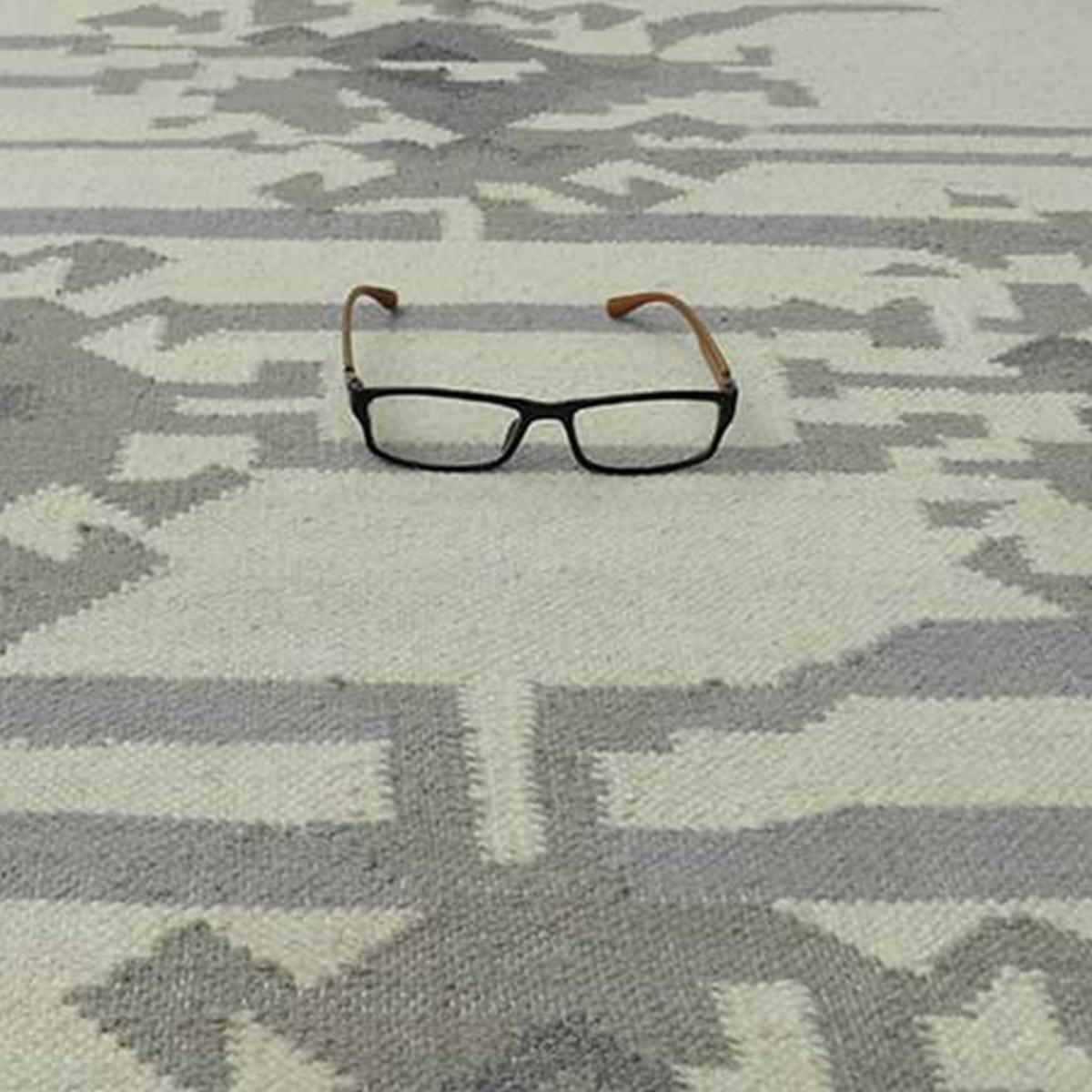 Tapis kilim fait main en laine motif abstrait KMESAR — vue 4