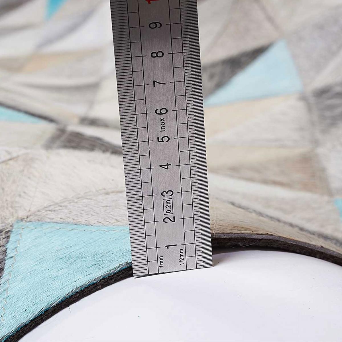 Tapis peau de vache MULTICA, kilim fait main — vue 5