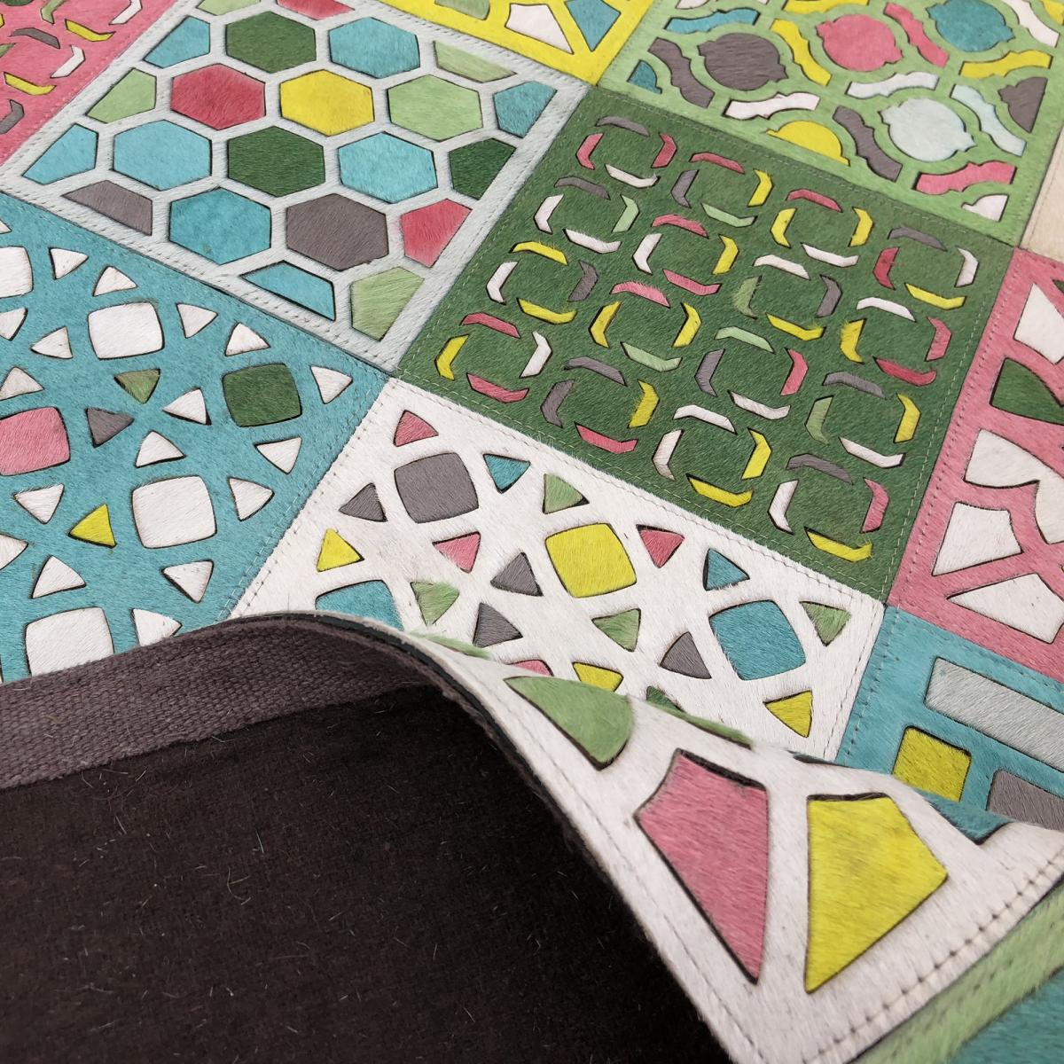 Tapis peau de vache kilm fait à la main — vue 4