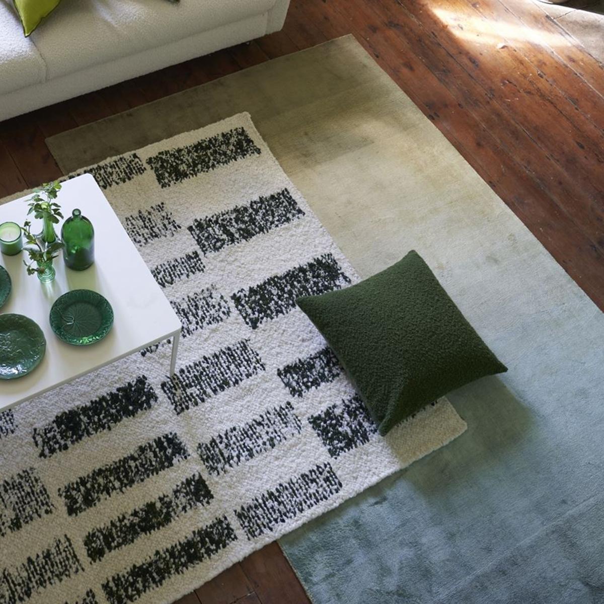 Tapis salon et chambre fait main en laine motif géométrique CORMO — vue 4