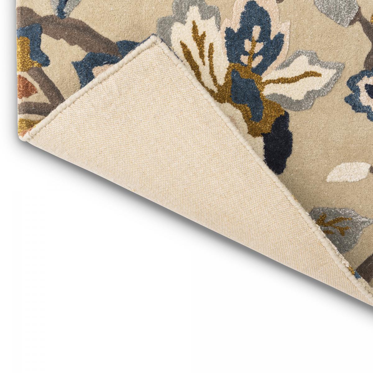 Tapis salon et chambre fait à la main en laine motif floral AMANPIRI — vue 6