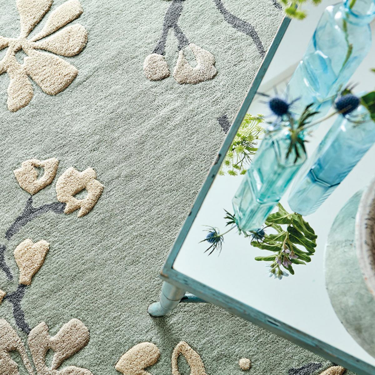 Tapis salon et chambre fait à la main en laine motif floral ANTHEA — vue 4