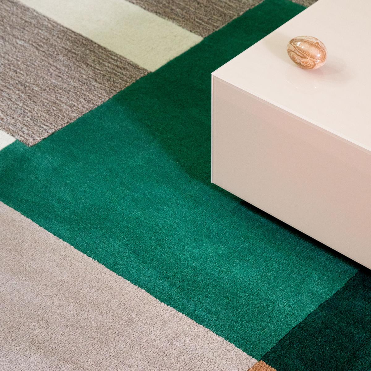 Tapis salon et chambre fait main en laine motif géométrique BASS — vue 4