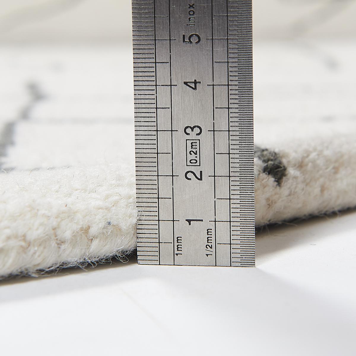 Tapis chambre fait main en laine motif faux uni BERLI — vue 5