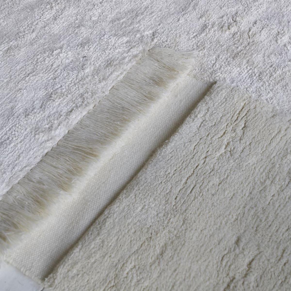 Tapis salon et chambre tissé en laine motif uni BOURDEL — vue 5