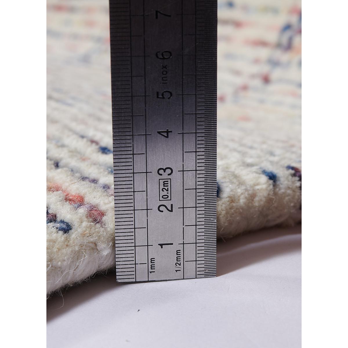 Tapis salon et chambre fait à la main en laine motif faux uni BERNES — vue 5