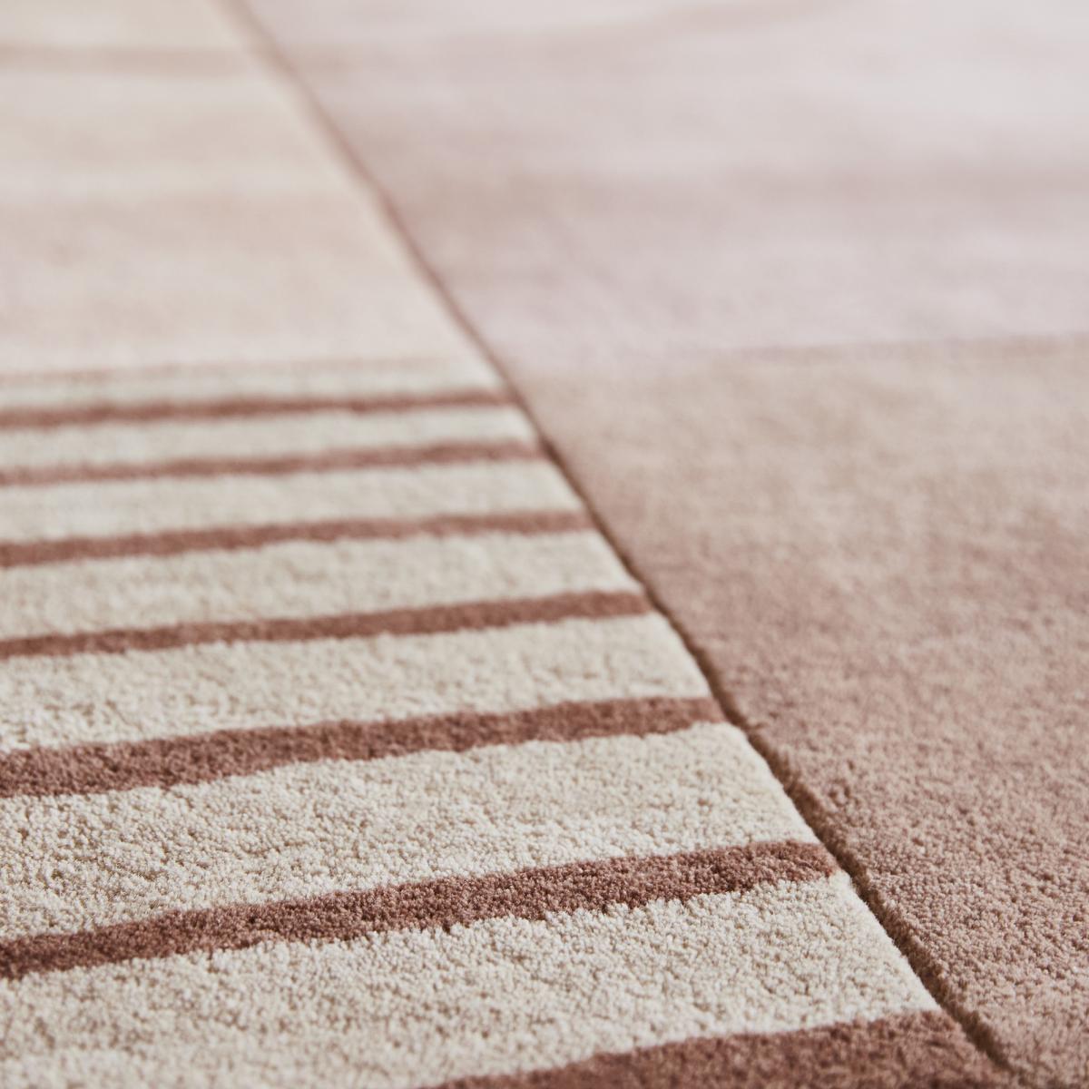 Tapis salon et chambre DELOLA, fait à la main motif géométrique — vue 4