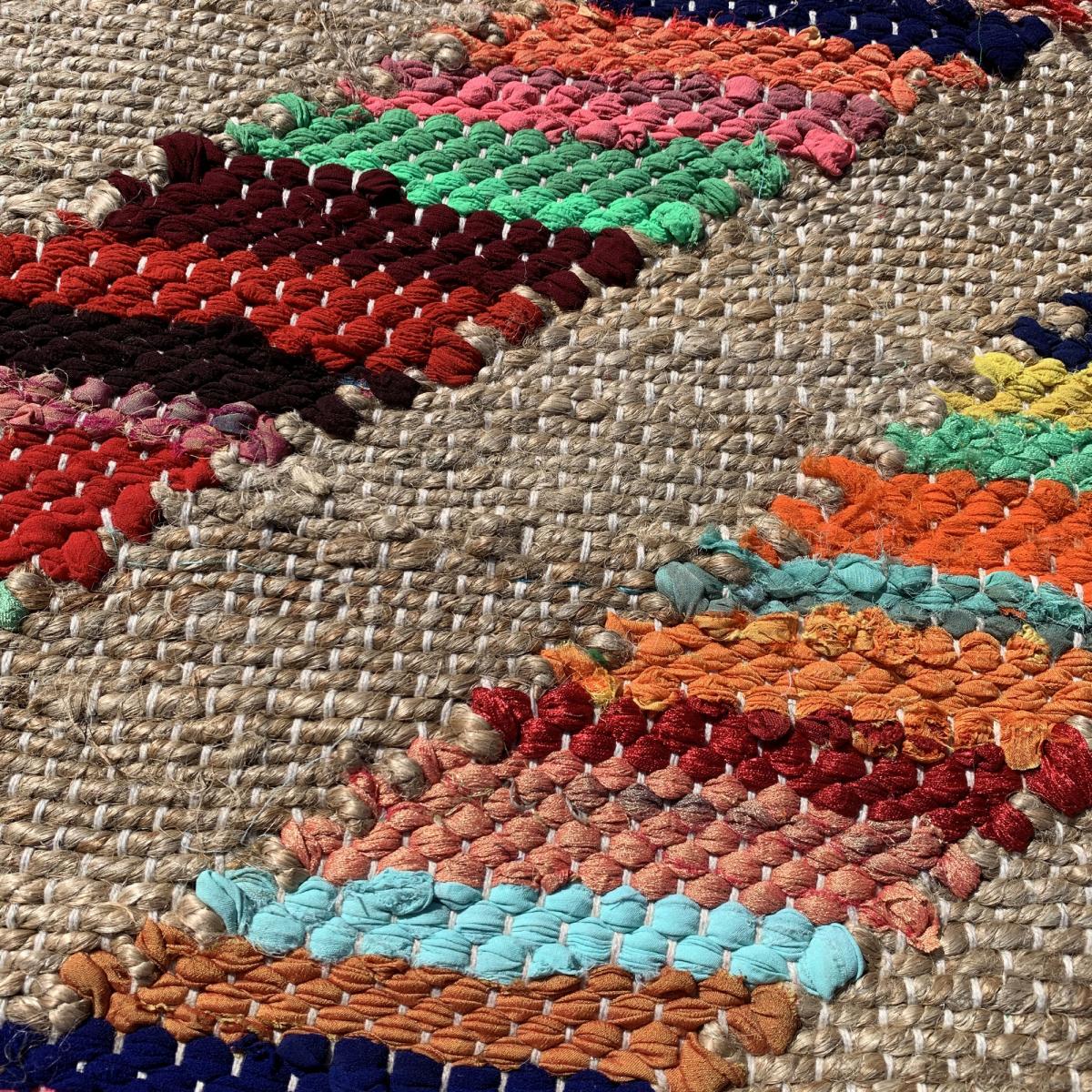 Tapis en jute fait à la main motif géométrique RAINBOWA — vue 4