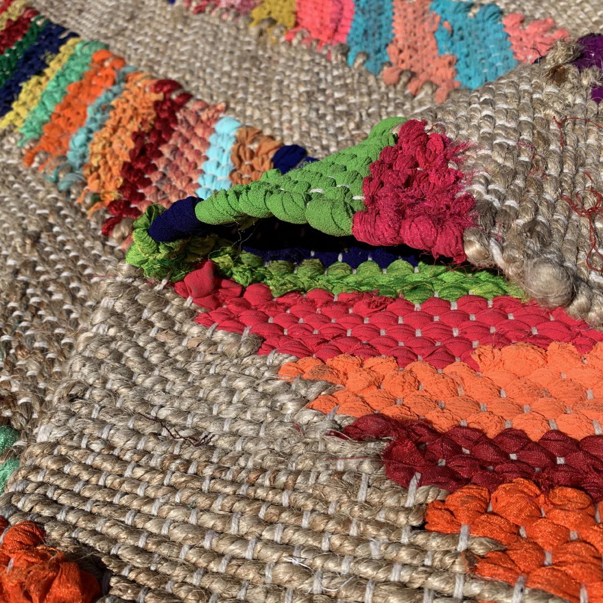 Tapis en jute fait à la main motif géométrique RAINBOWA — vue 5