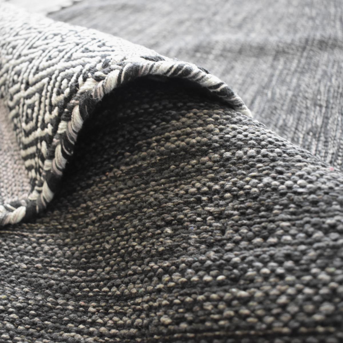 Tapis kilim fait main en coton motif ethnique LYN46 TIVE — vue 6