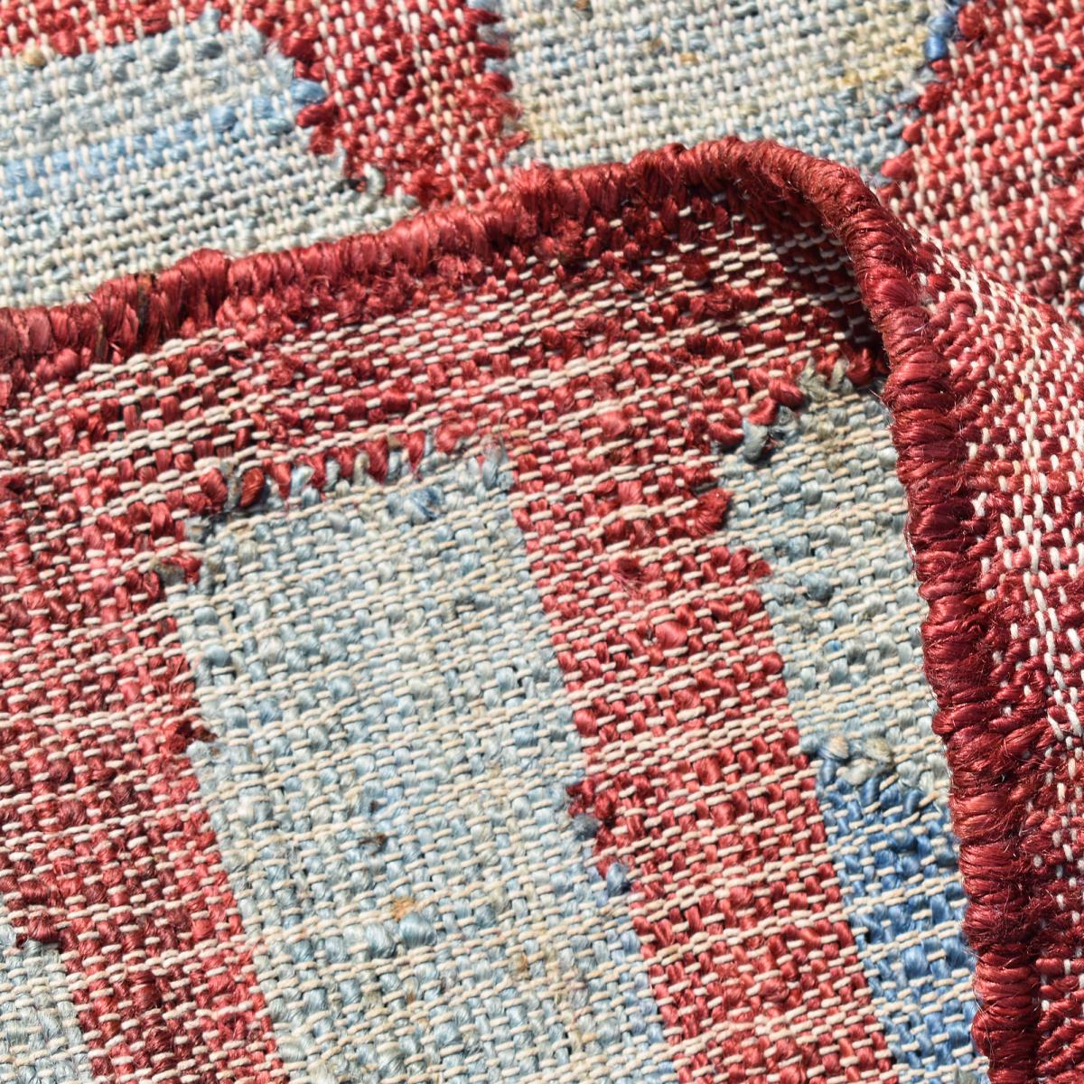 Tapis en jute fait à la main motif géométrique JUTAP — vue 5