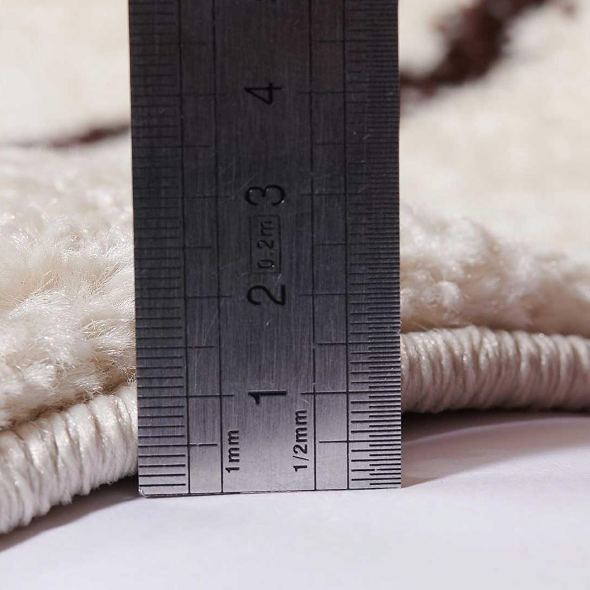 Tapis berbère tissé motif ethnic LYN5 OURIKA E — vue 5