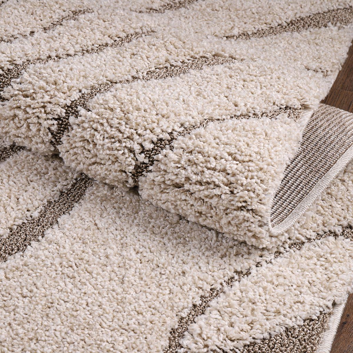Tapis shaggy tissé motif géométrique POUDA — vue 4