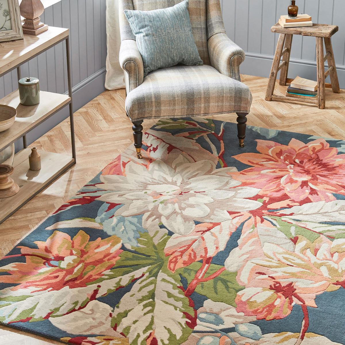 Tapis salon et chambre fait à la main en laine motif floral ROSEHIP — vue 3