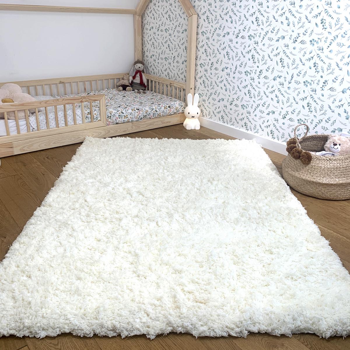 Tapis longs poils shaggy fait à la main motif uni SUPERDOUX — vue 3