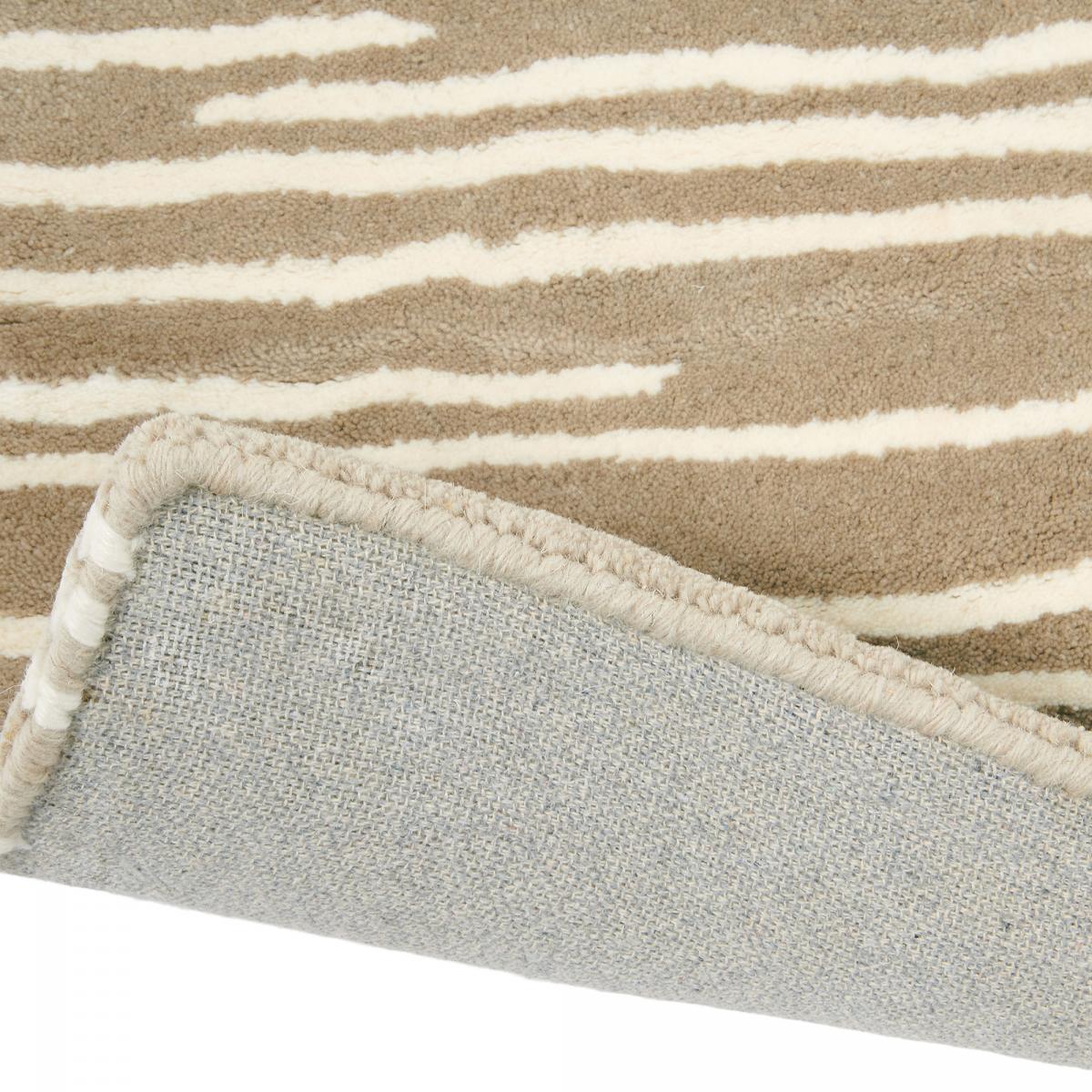 Tapis salon et chambre fait à la main en laine motif faux uni — vue 4