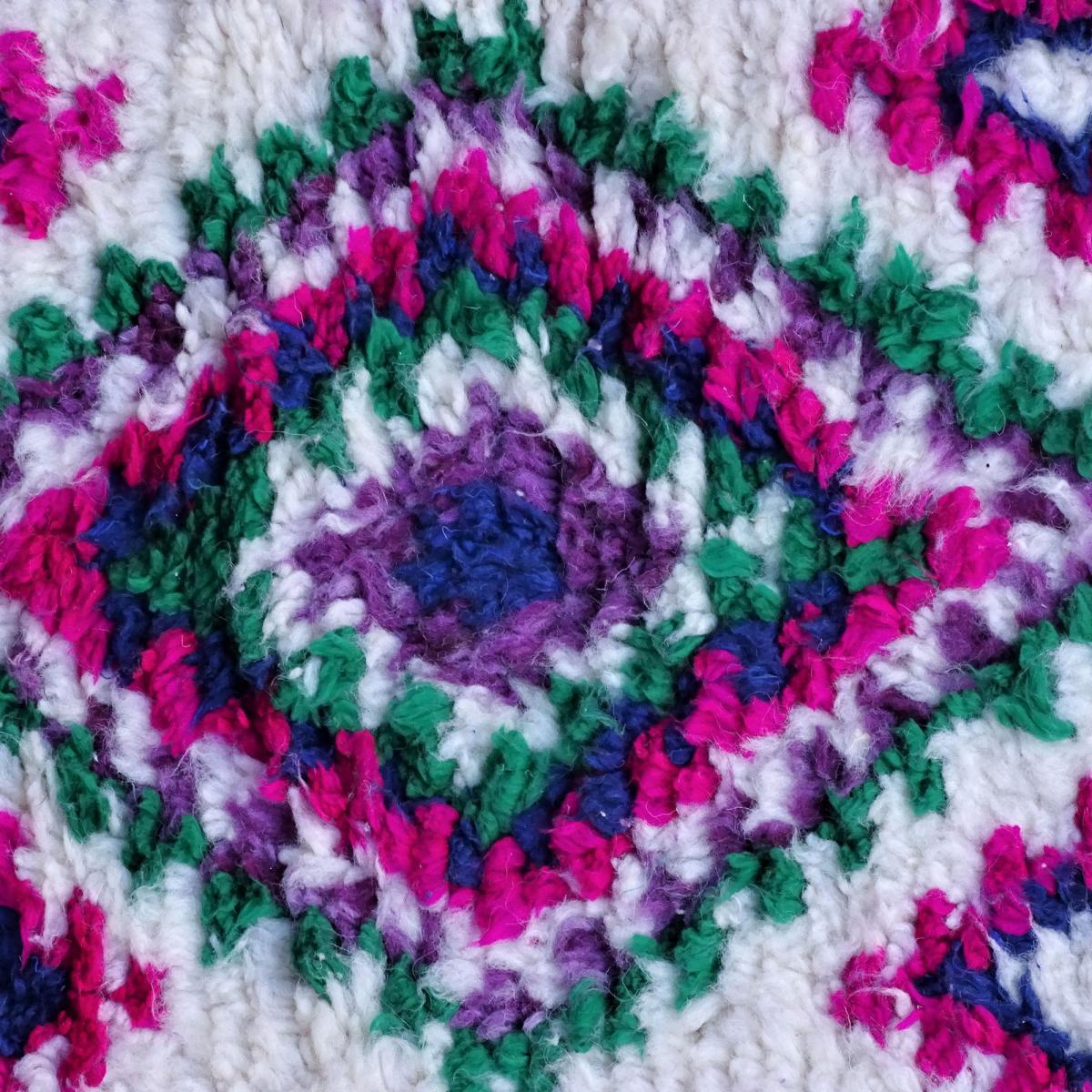 Authentique tapis berbère fait à la main en laine BENI OUARAIN DI — vue 3