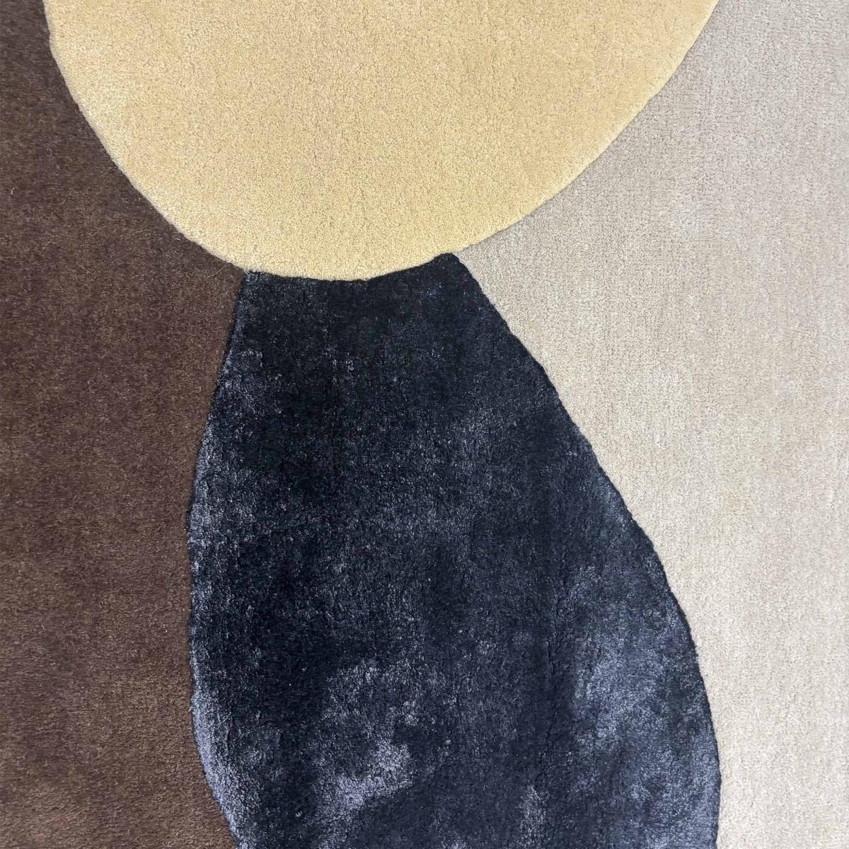 Tapis salon LONMA forme orgnanique, motif abstrait en laine et viscose — vue 5