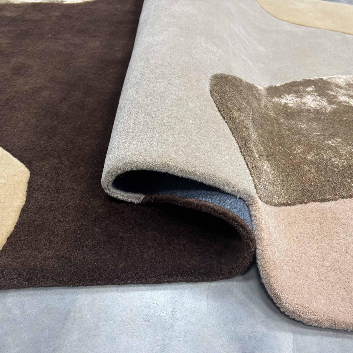 Tapis salon LONMA forme orgnanique, motif abstrait en laine et viscose — vue 6