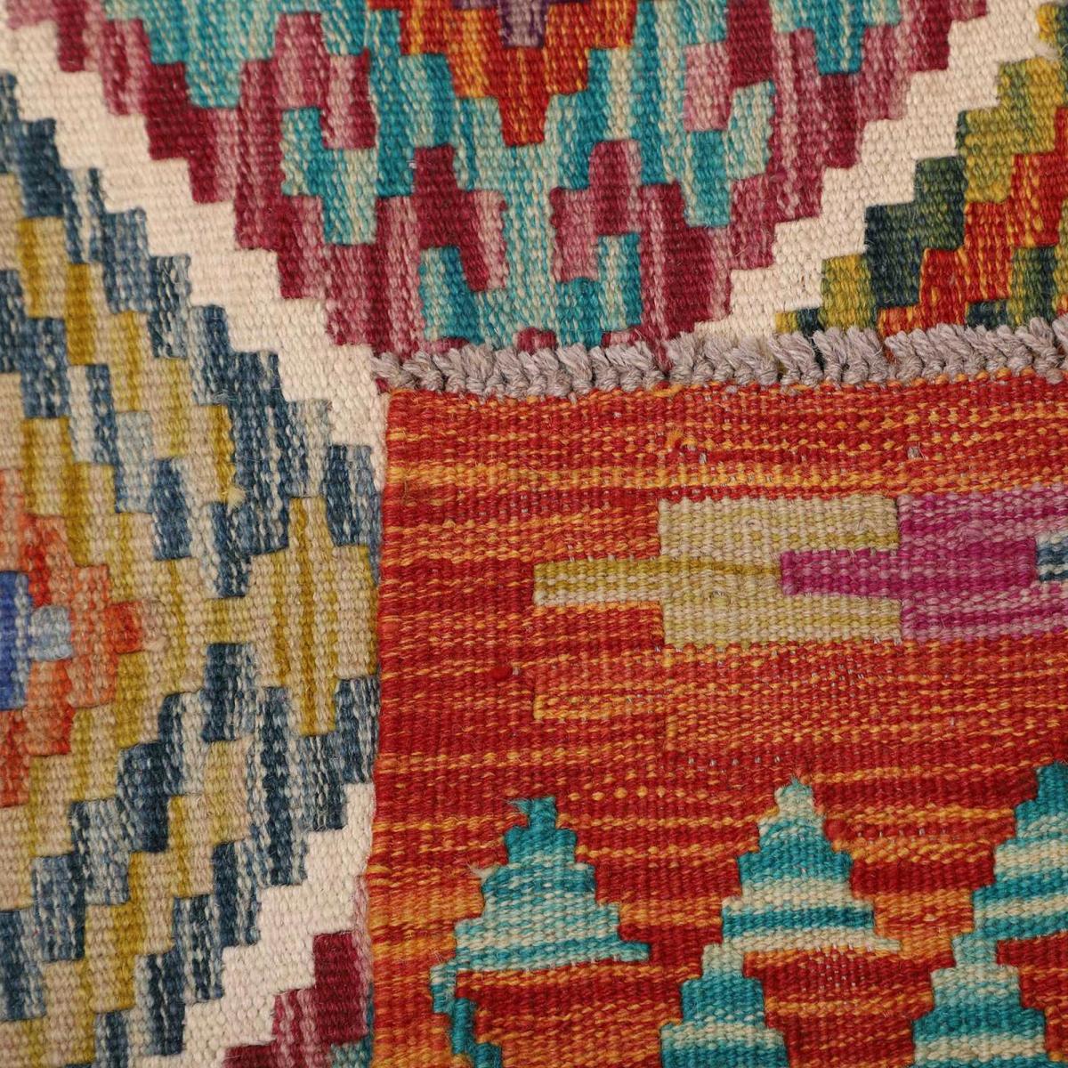 Tapis d'orient géométrique, tissé à plat, artisanal en laine — vue 6