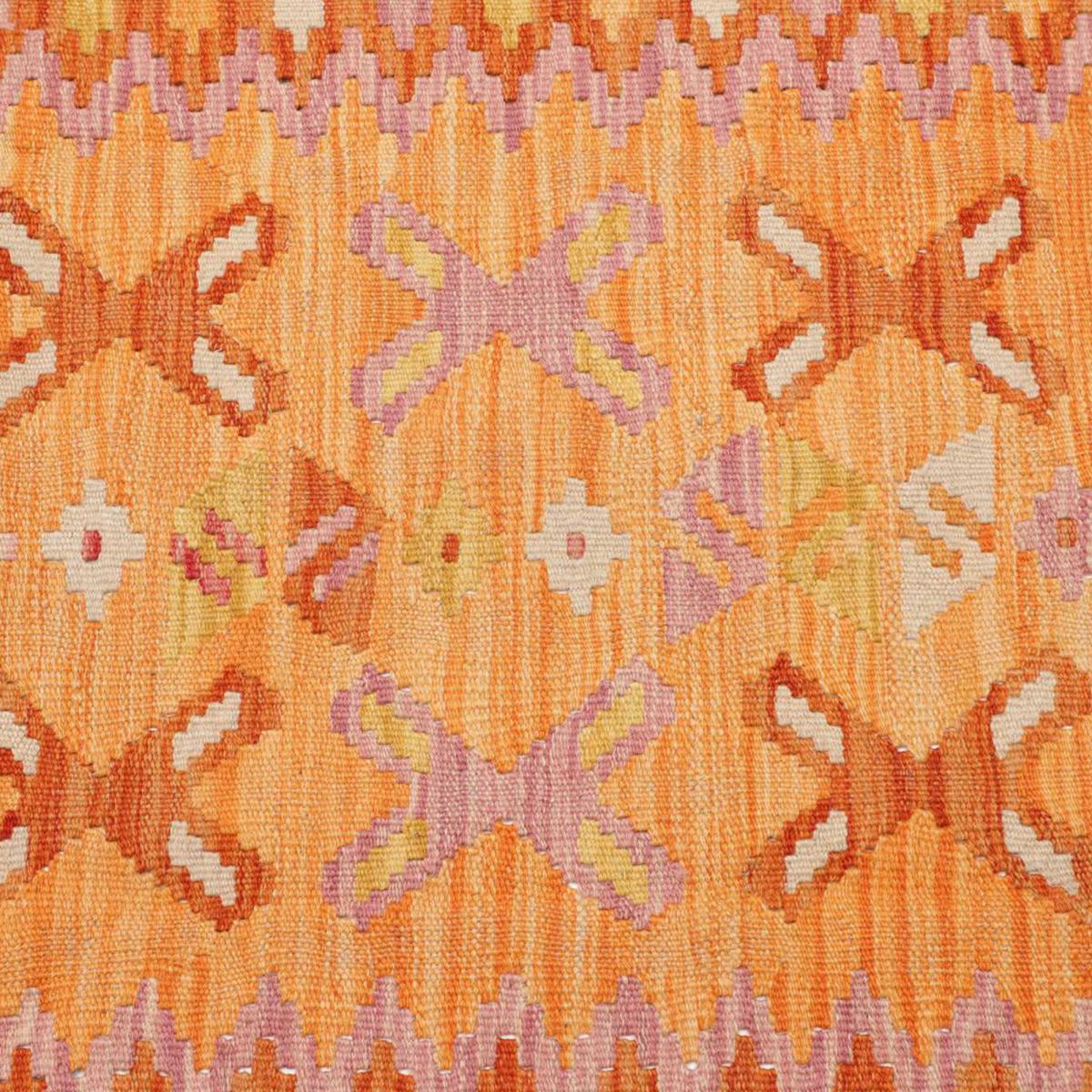 Tapis kilim au motif ethnique, tissé à plat en laine naturelle — vue 5